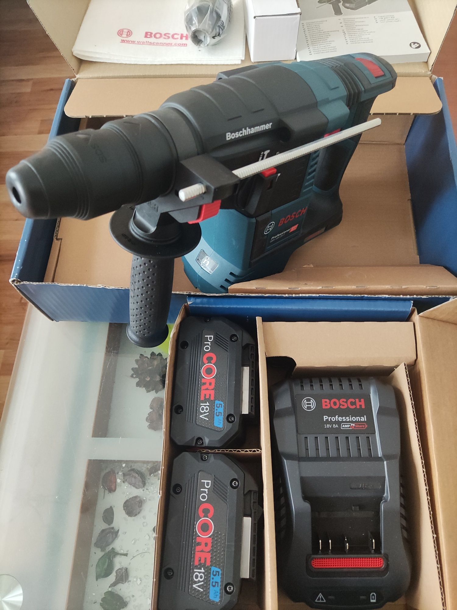 Zestaw Bosch GBH 18V-26F+2 x 5.5Ah ProCore +ład