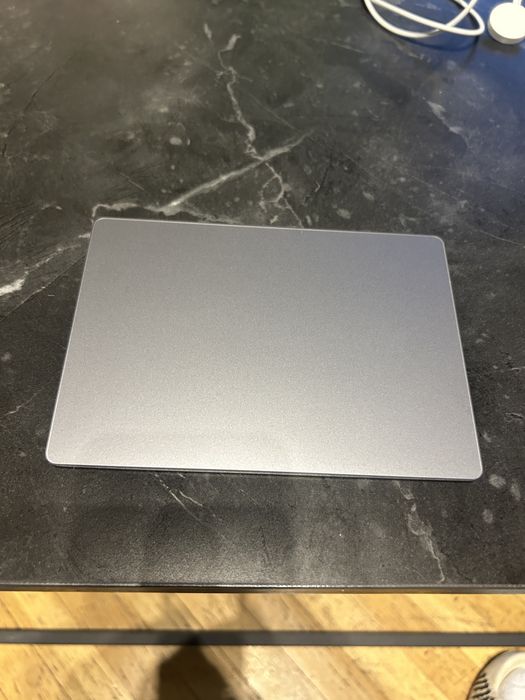 Apple Magic Trackpad A1535 - lightning, stan idealny