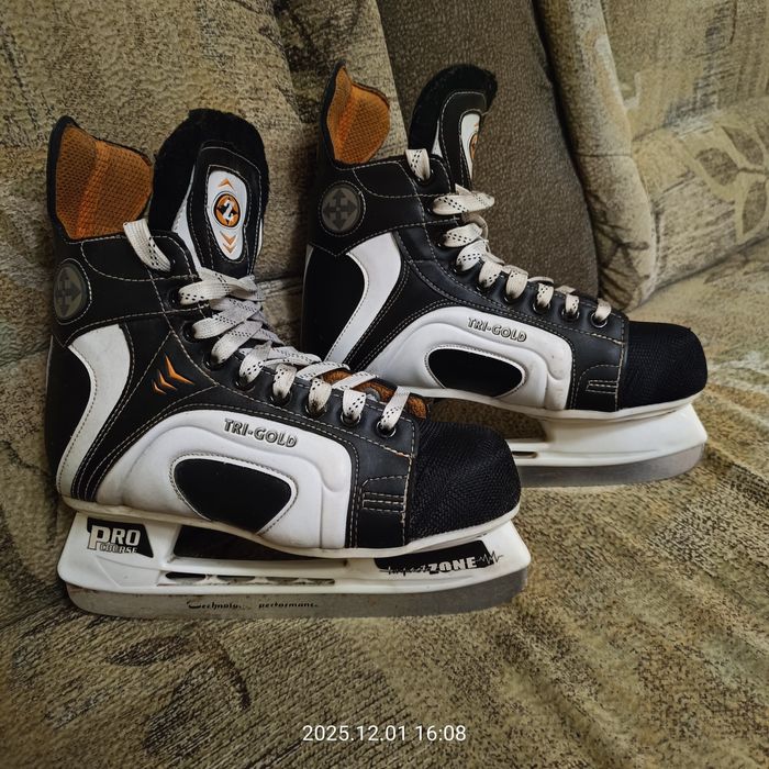 Коньки мужские профессиональные