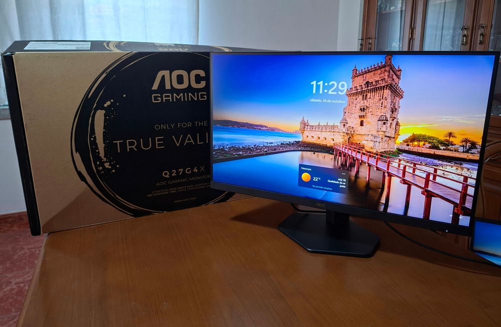 Monitor AOC 27" 2K como novo