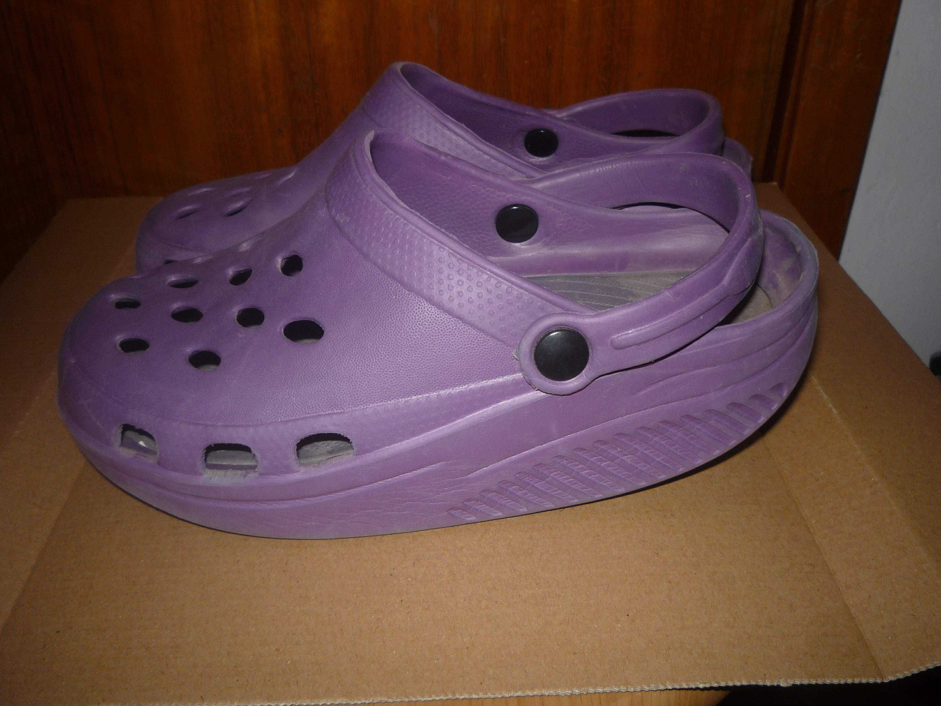 Crocs 35/36: 1 euro