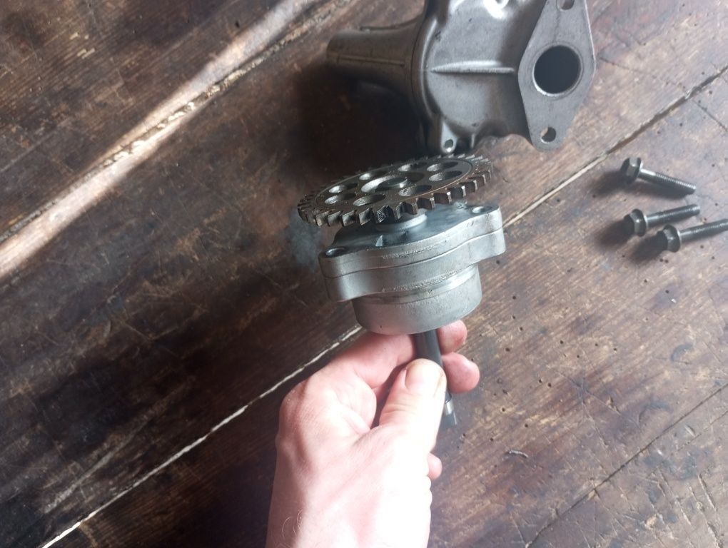 Pompa oleju smok silnika filmik Suzuki GSXR 750 600 srad nr 1.89+1.152