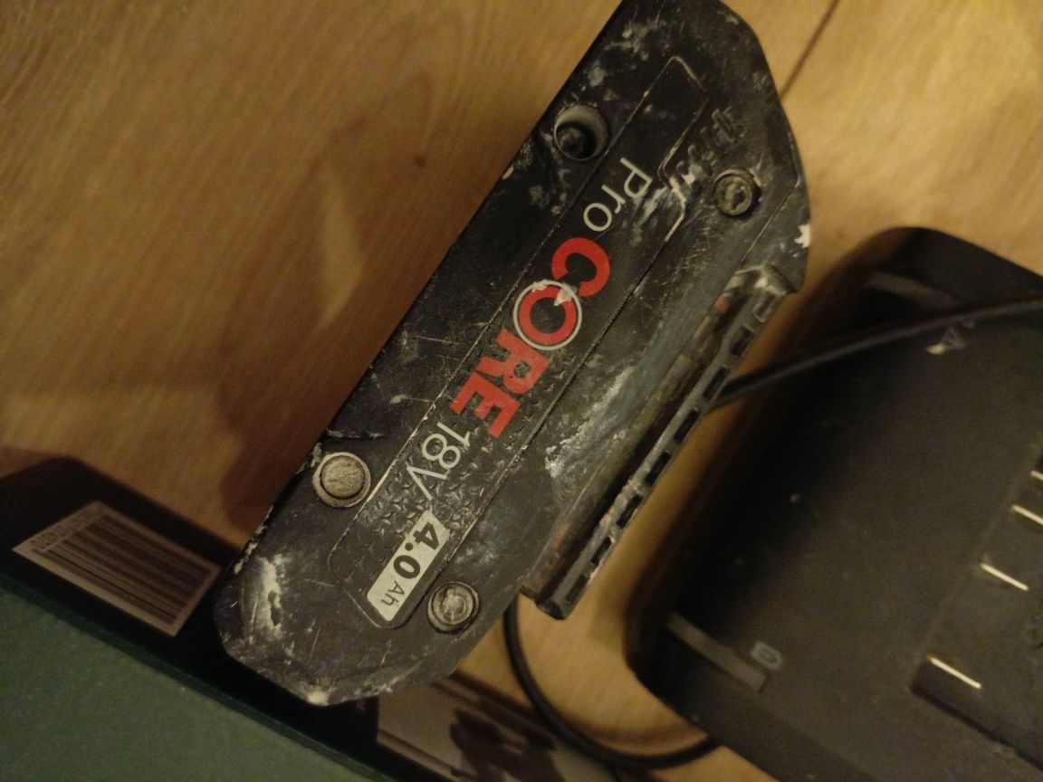 Młotowiertarka akumulatorowa Bosch GBH 180-Li bateria akumulator