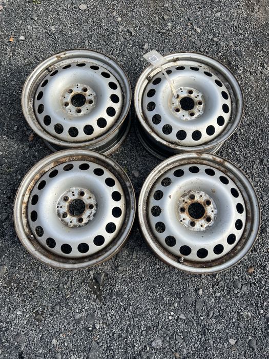 Felgi stalowe z czujnikami 6.5Jx17H2 ET50 5x112 Mercedes-Benz V220