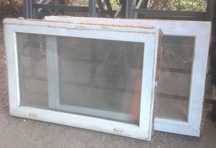 Okno PCV 820 x 540  fix  2 sztuki