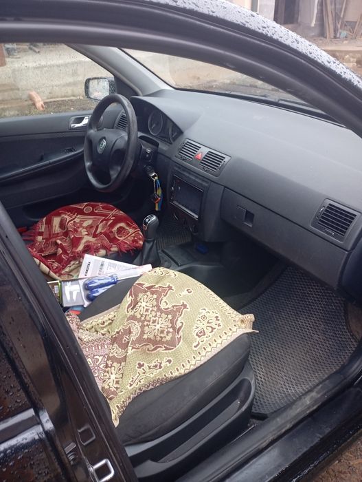 Продам шкода фабія 1.4