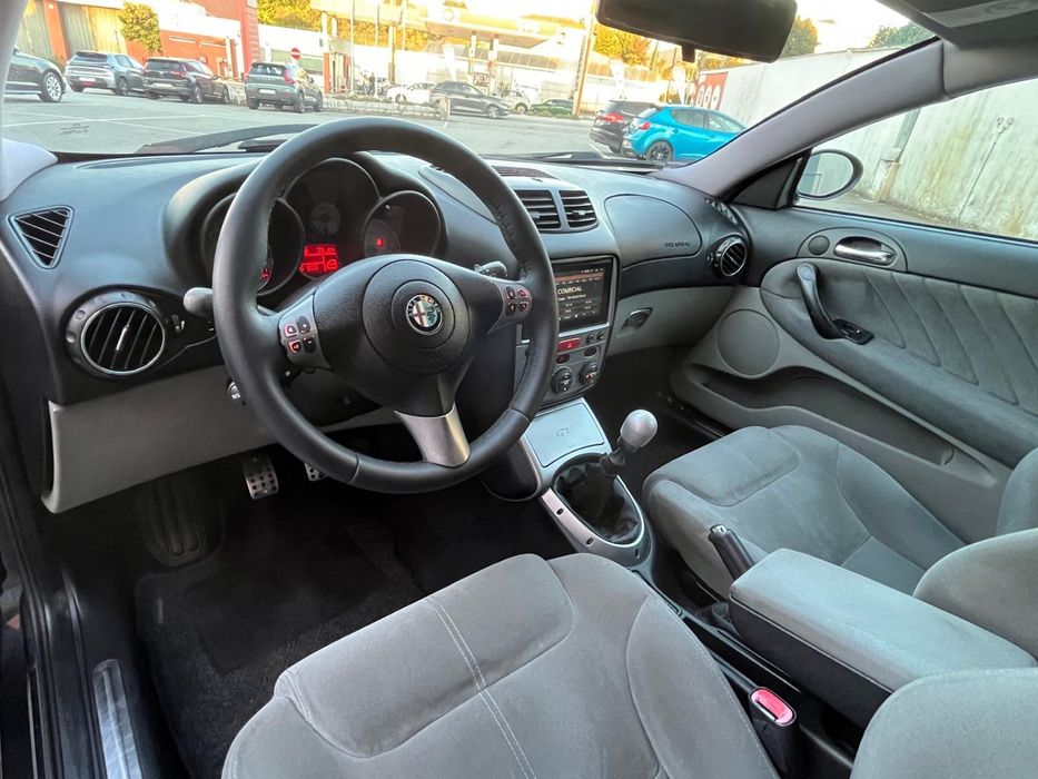 Alfa Romeo GT 1.9 JTD