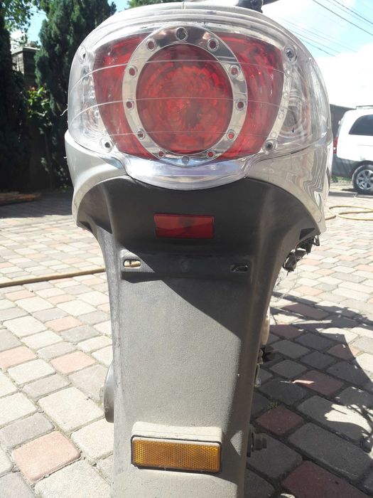 продам пластік на скутера