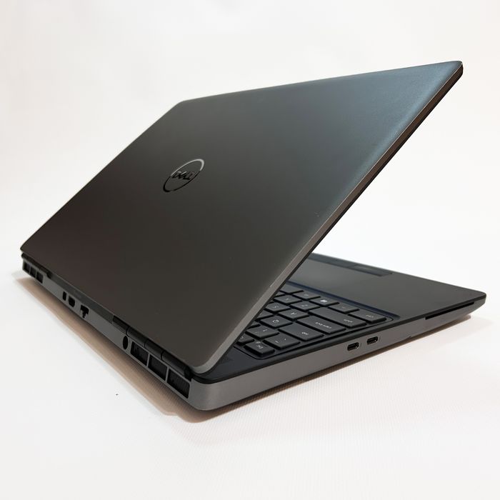 Dell Precision 7550 intel Core i7-10850H  32GB Ram Nvidia quadro T2000