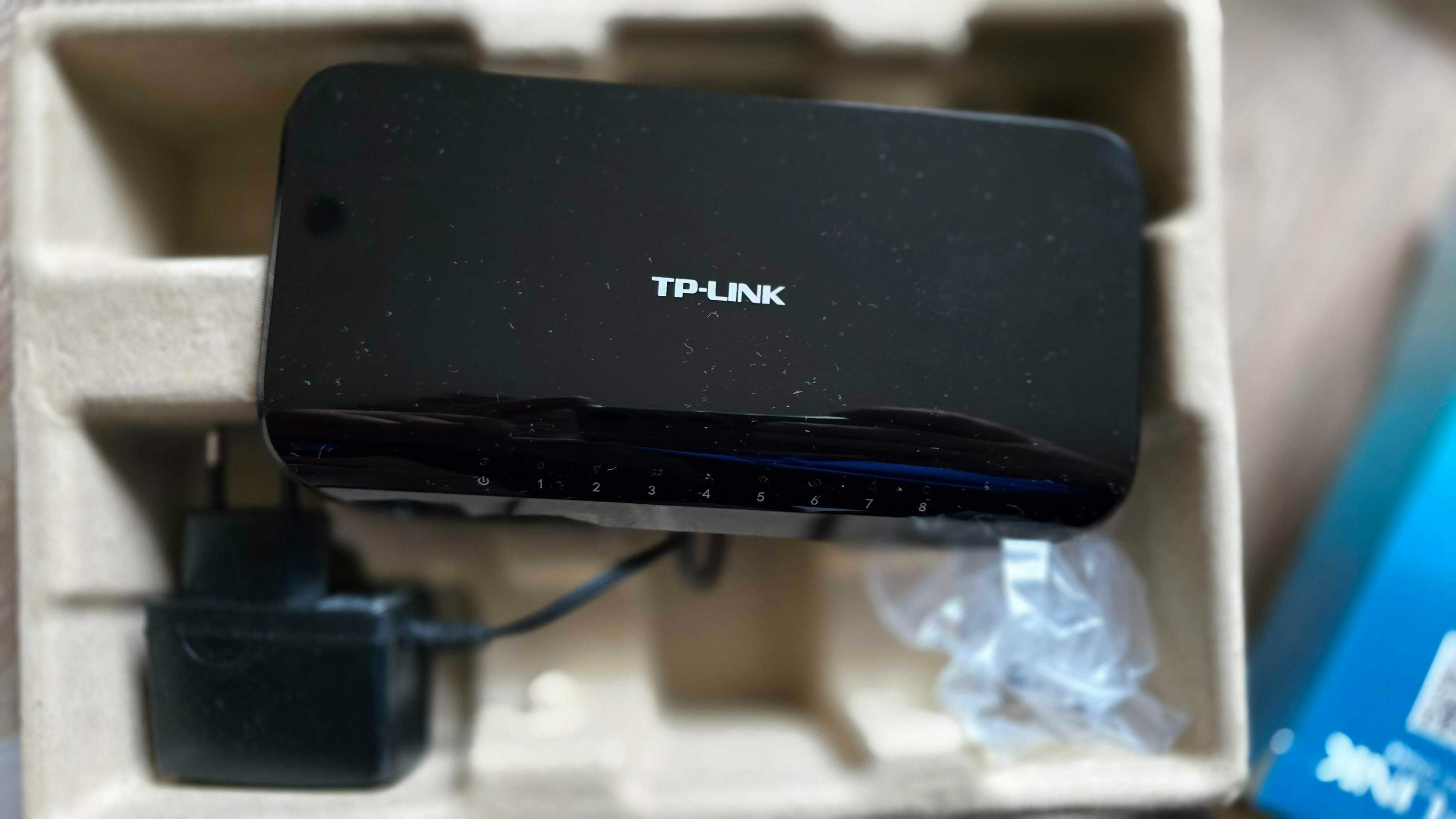 Комутатор мережевий TP-Link TL-SG1008D