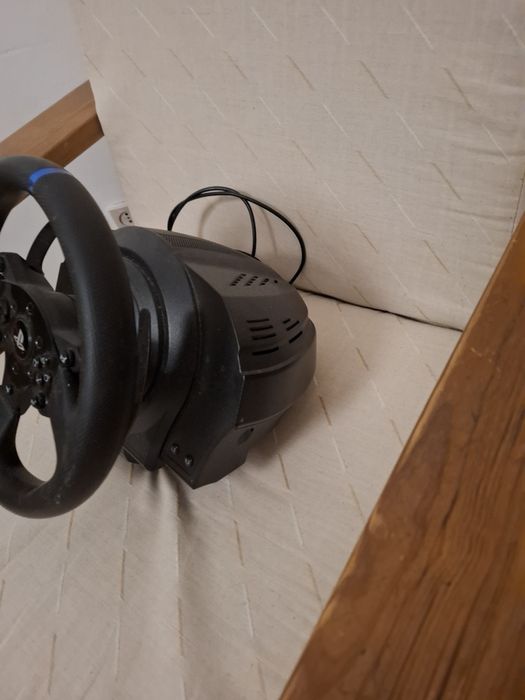 Kierownica Thrustmaster T300