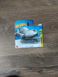 Hot wheels porsche 911 carrera