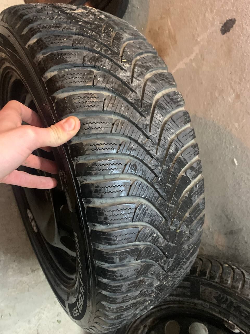 Шини  Hankook 205/55 R16