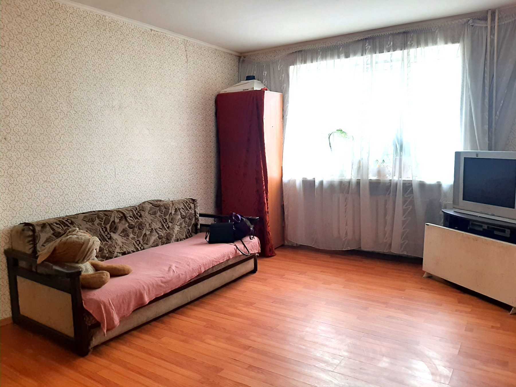 Продам 2-х  кімнатну квартиру в Коцюбинському