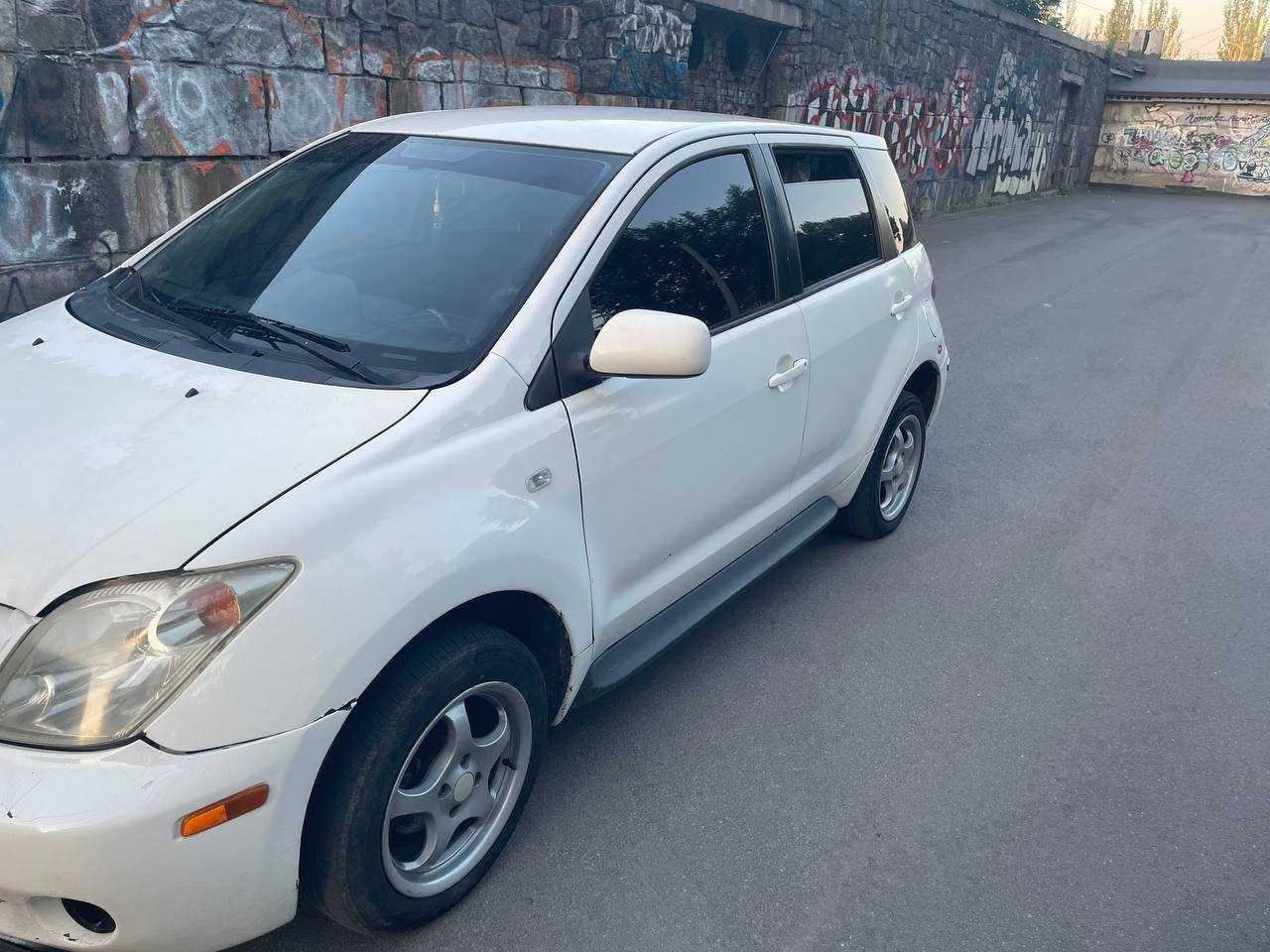 Продам Toyota Yaris Xa