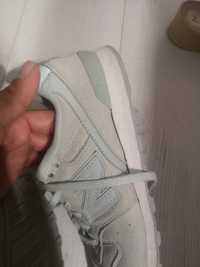 New balance 10€ cada