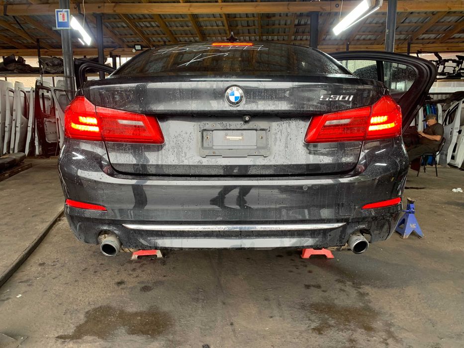 Розборка BMW 5 G30 5 разборка БМВ Г30 шрот Б/у запчастини до БМВ 5 Г30