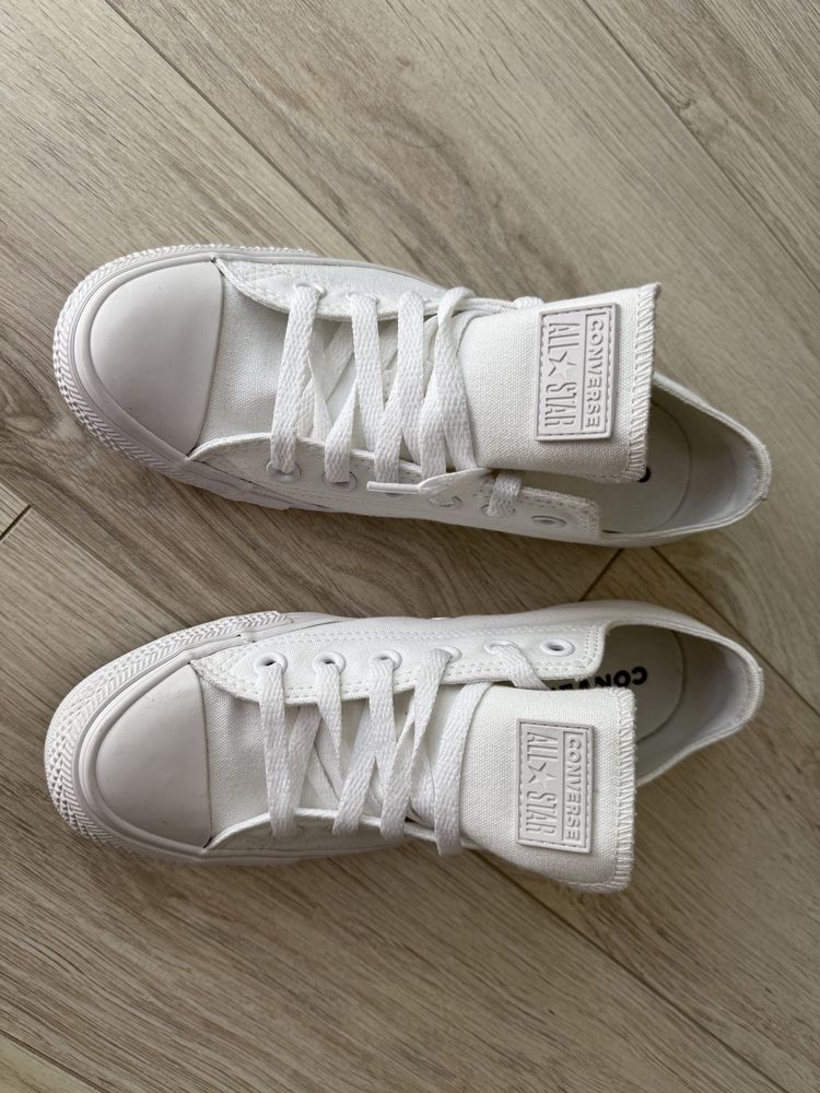 Trampki Converse 39 Chuck Taylor sneakersy niskie biale