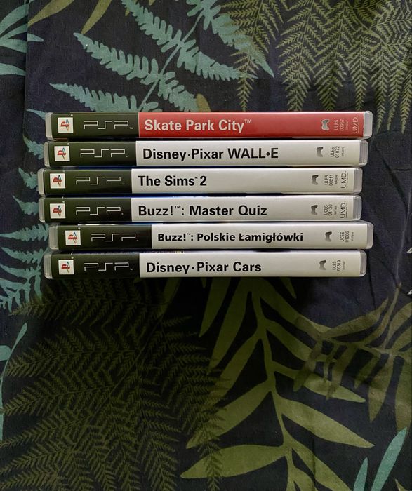 Zestaw 6 gier na konsolę PSP PlayStation Portable Odbiór Osobisty