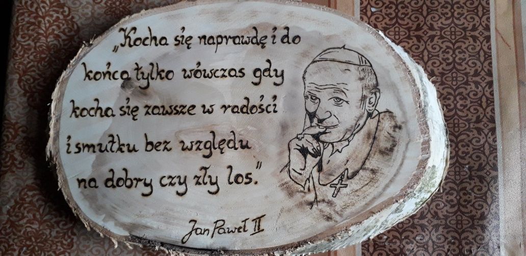 Obrazy własnoręcznie wypalane w drewnie