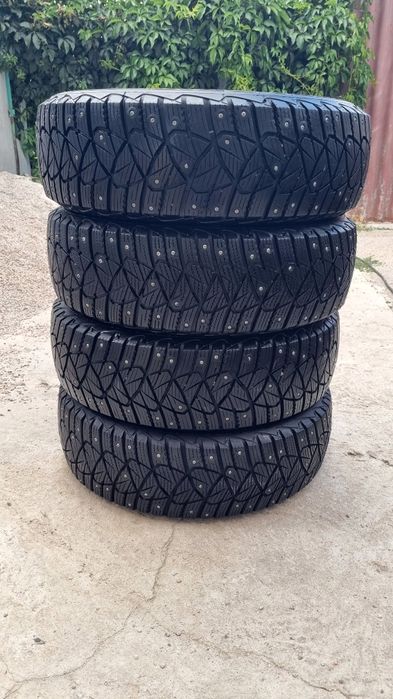 GOODYEAR ultragrip 185 65 r15