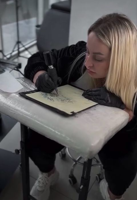 Знижка у листопаді Курси тату майстра підвищення кваліфікації