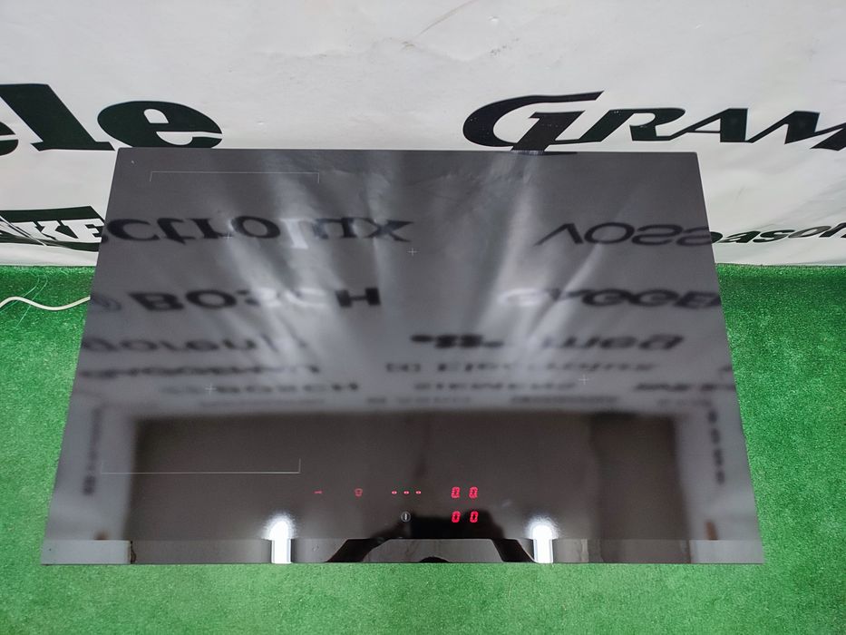 Вбудована індукційна поверхня Point 80 см Італія 2023 рік