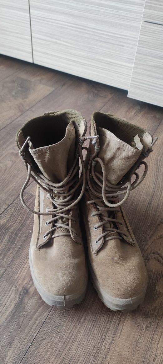 Взуття для військових теплий сезон 39-40р.