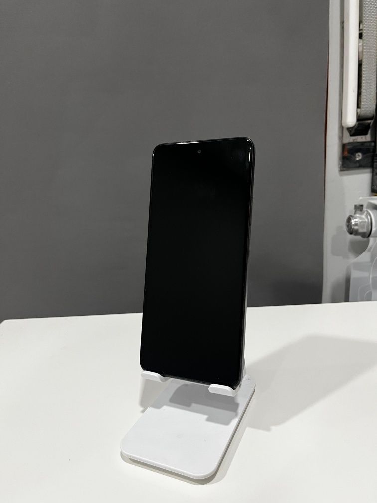 OPPO A58 impecável