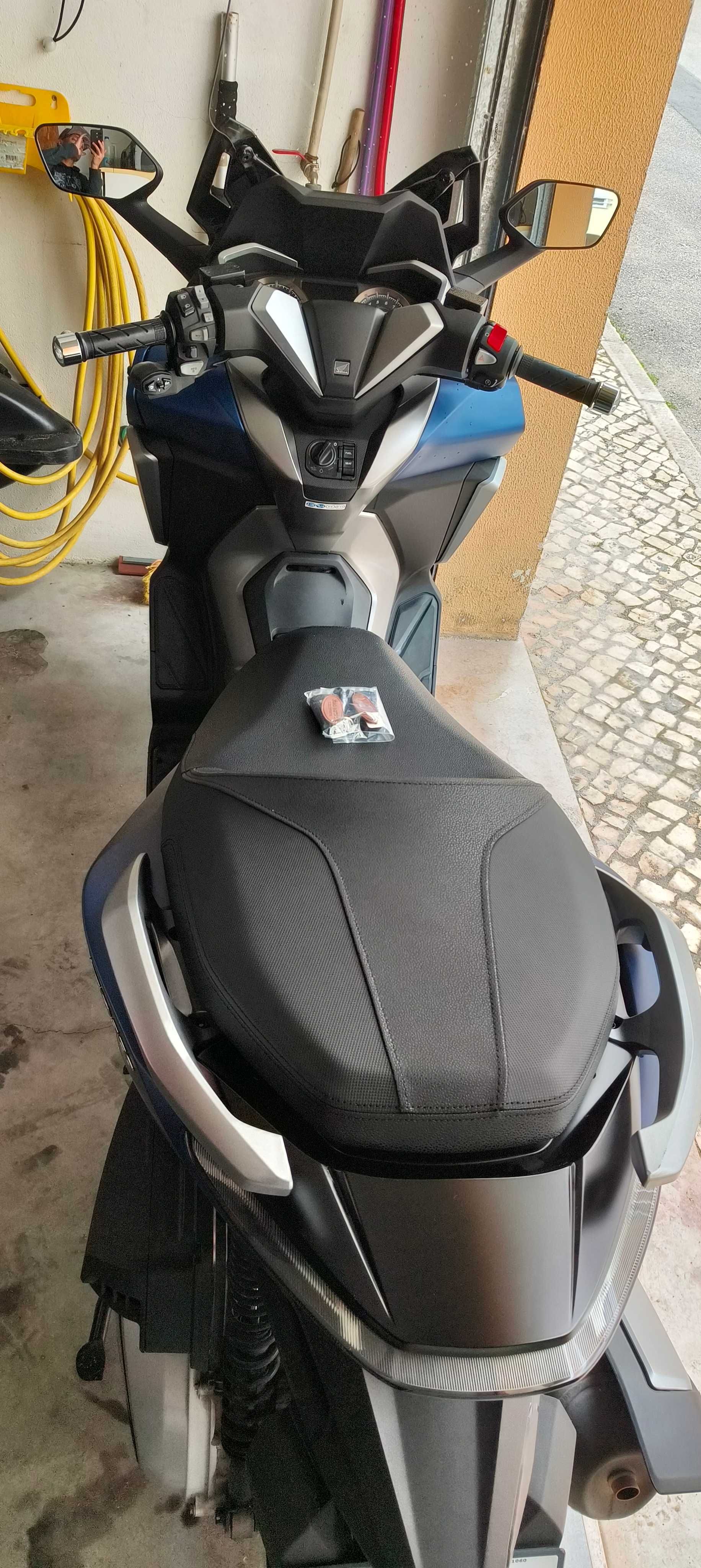 Scooter Honda Forza 350