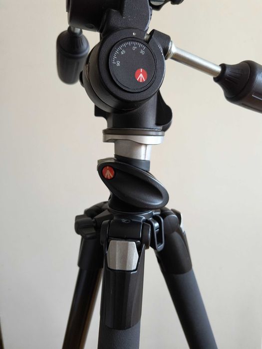 Statyw Manfrotto 055XPROB + głowica Manfrotto 808RC4 z płytką