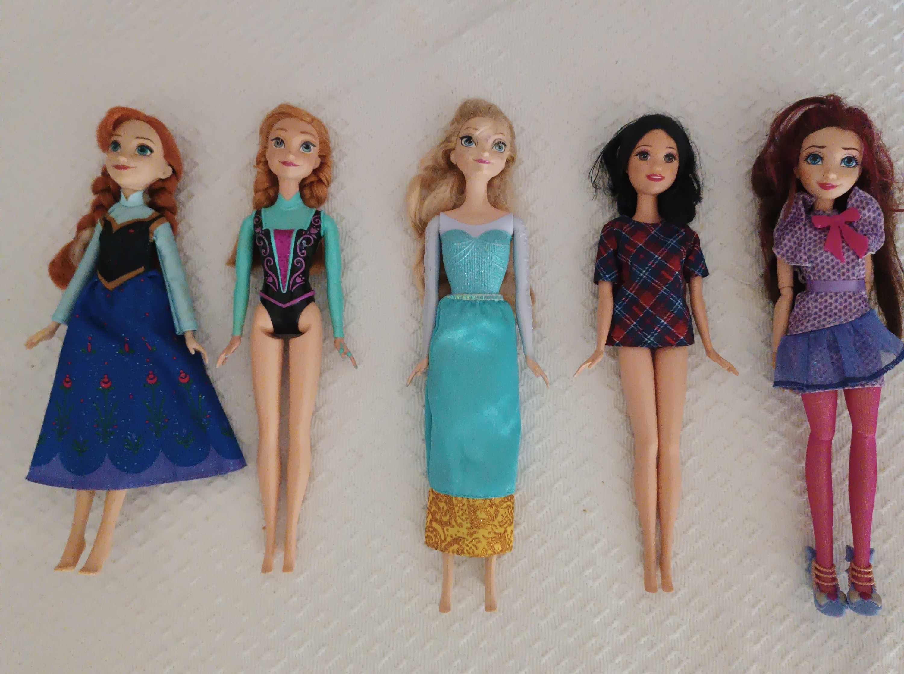 Vendo barbies...