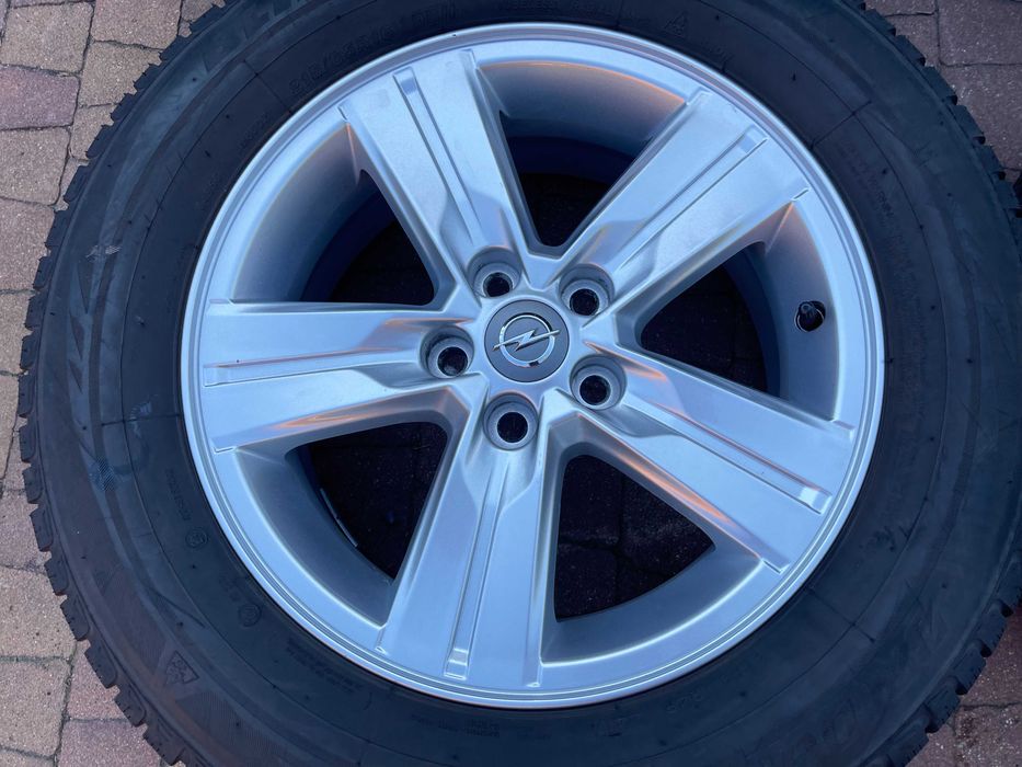 3897. Koła zimowe Opel Mokka 5x105 ET38 oryginalne 215/65/16