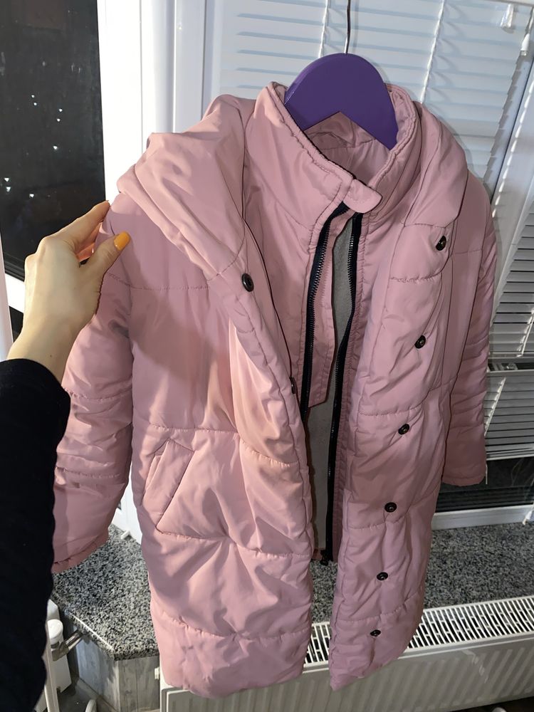 Пальто зимове світло рожеве для дівчинки 8років