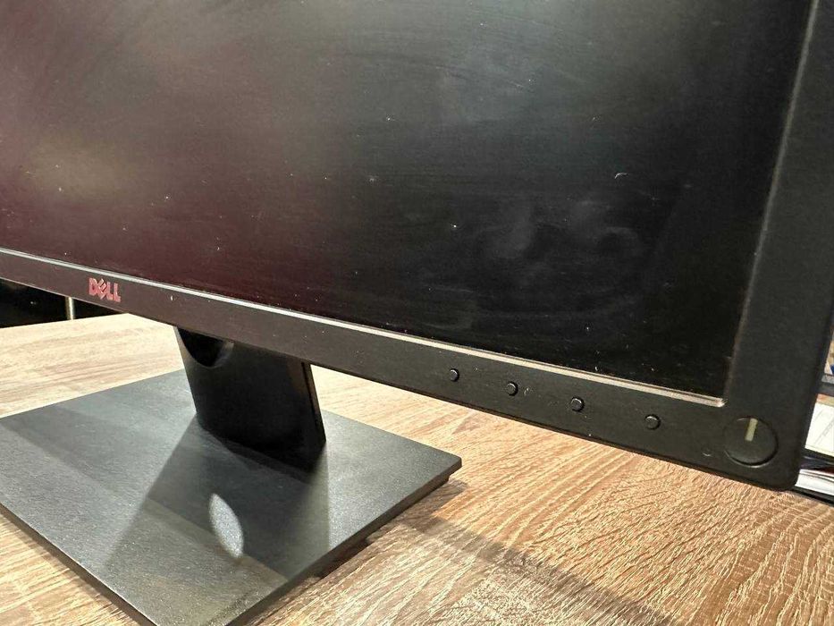 Монітор Dell E2318H — 23" (IPS-like TN, Full HD, DisplayPort)