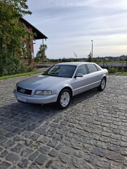 Audi A8 D2 LONG 4.2  V8  bęzyna 250 tys przebiegu