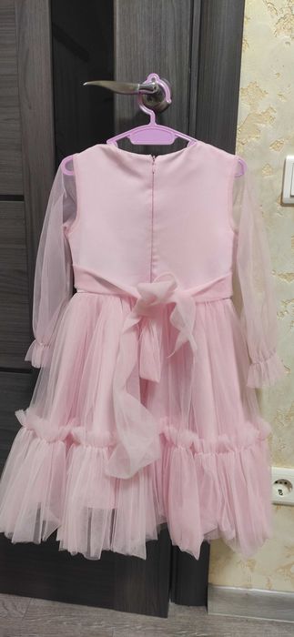 Продам святкове плаття 104 розмір