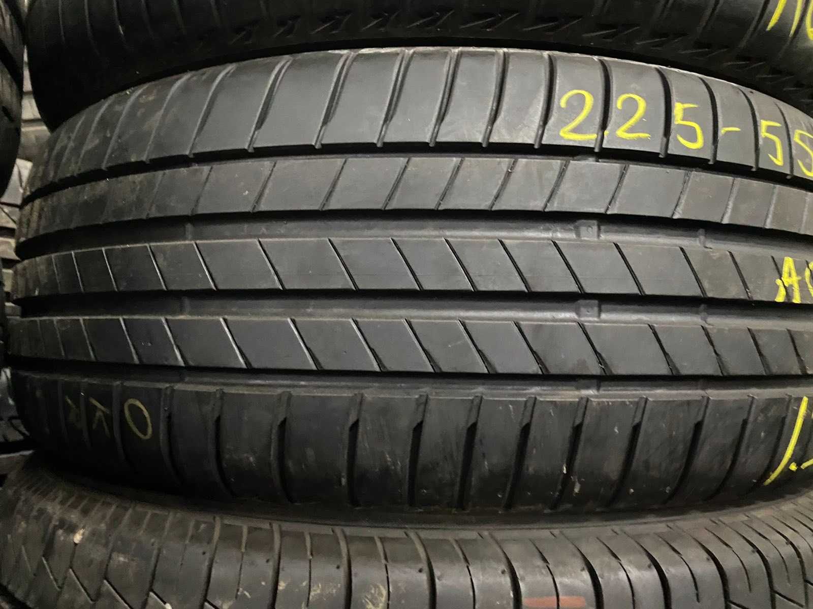 225/55/18 Bridgestone Turanza T-005