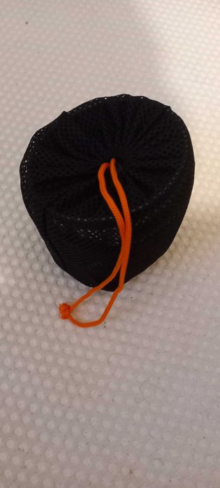 Conjunto de louça de campismo - Kit compacto.