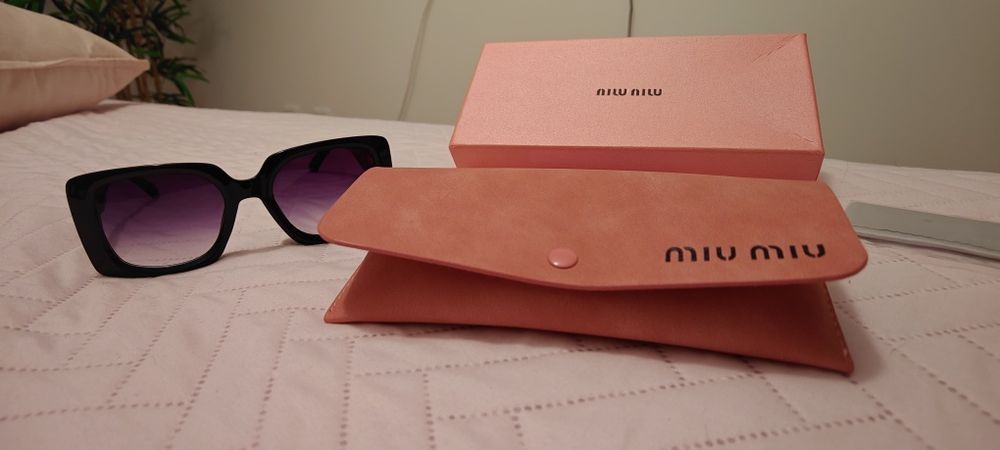 Óculos de Sol MIU MIU - Novos/Original