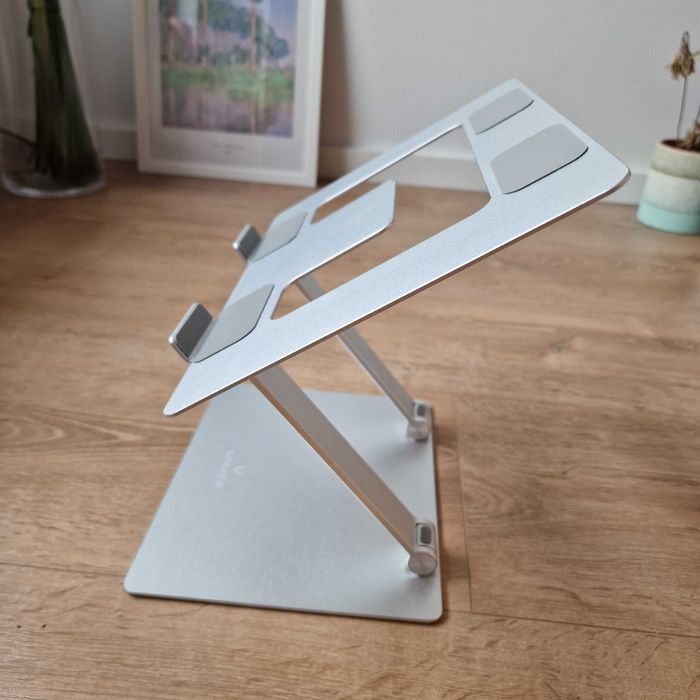 Stojak na laptopa Macbook'a 17 podstawka stolik uchwyt składany regulo