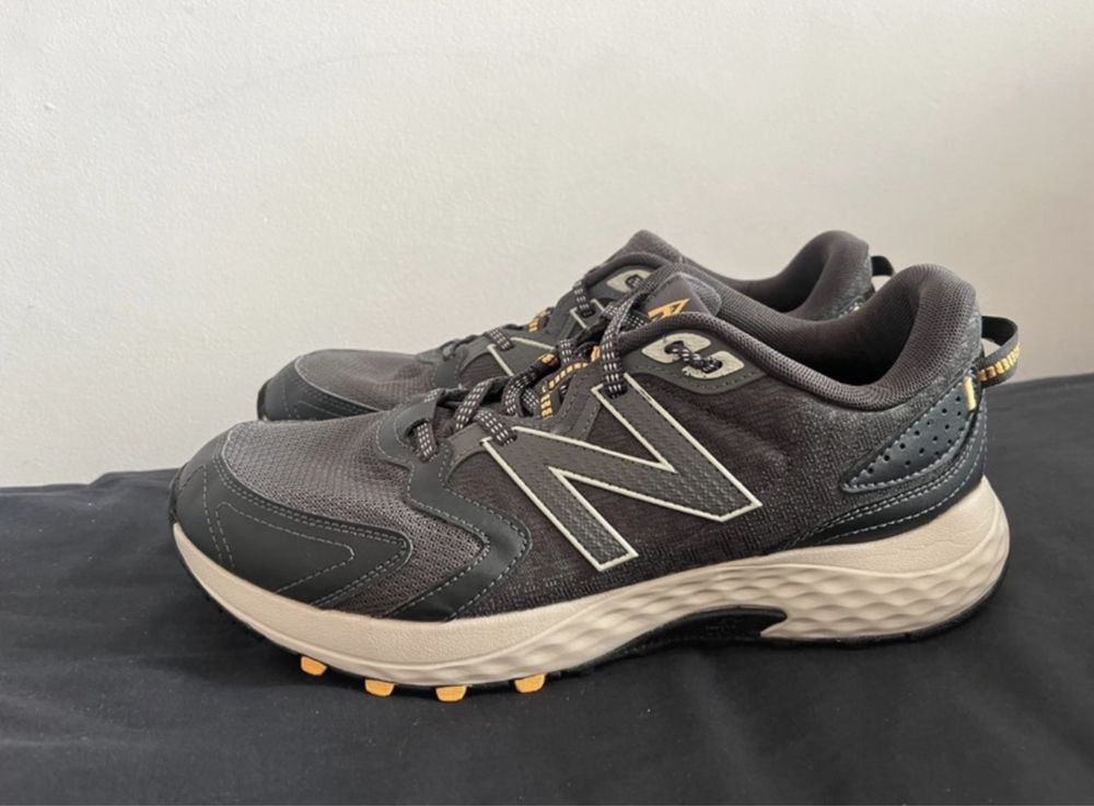 New Balance Trial 410 v7