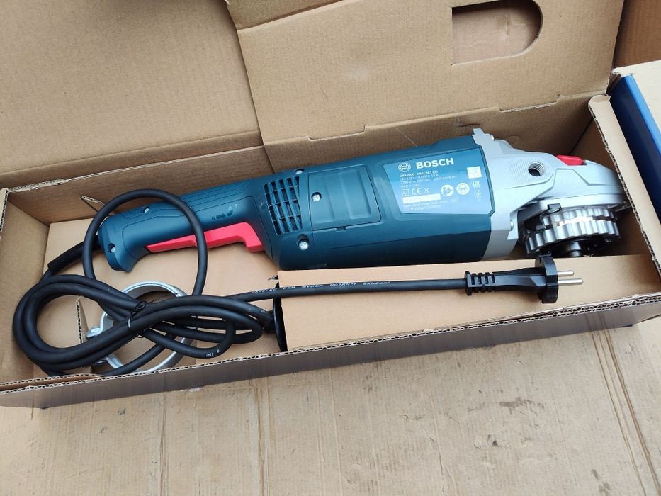 Болгарка Bosch GWS 2200.Нова.