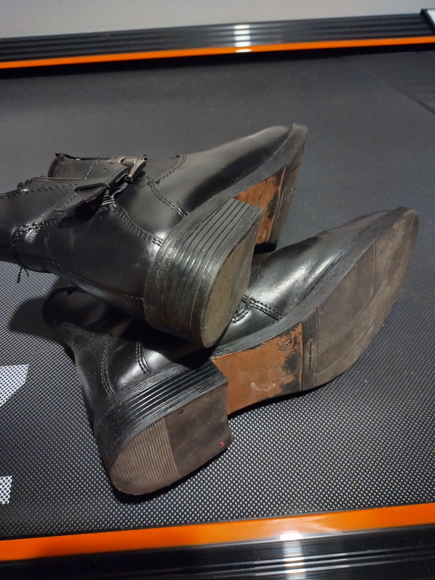 Buty damskie rozm. 39