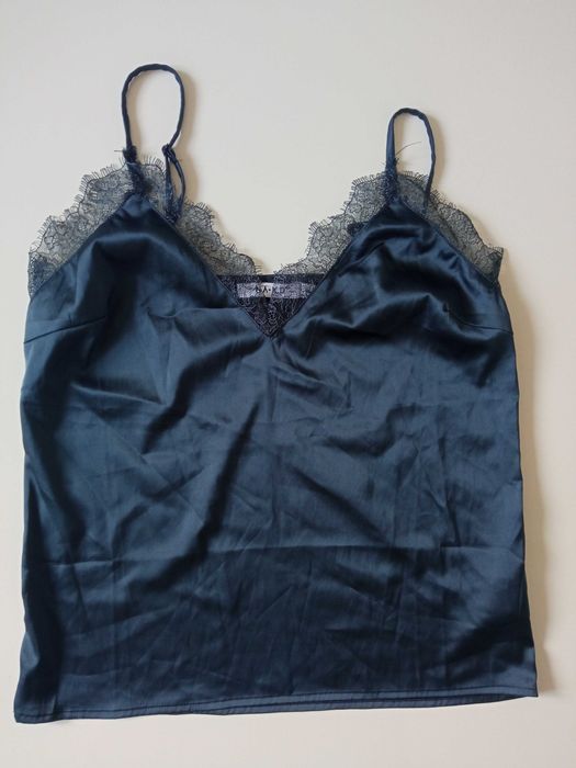 NA-KD lekka seksowna damska koszulka z koronką r 36