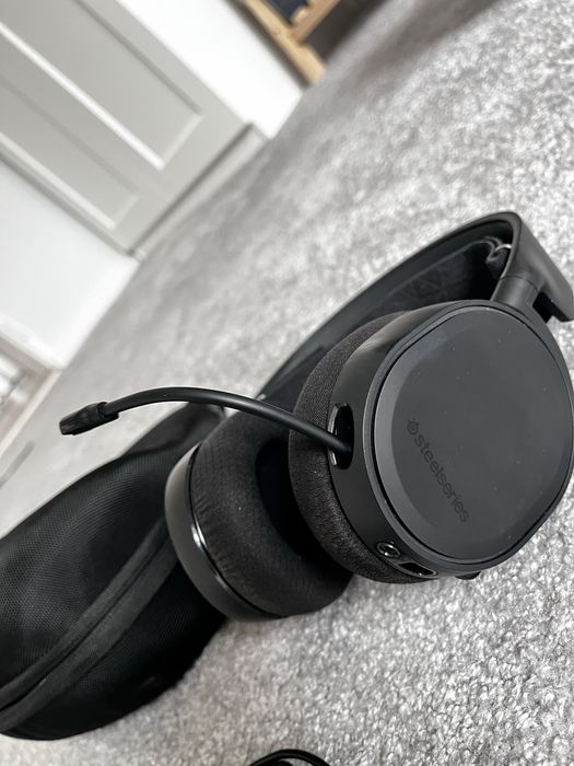 Jak nowe Słuchawki z mikrofonem Steelseries Arctis 5