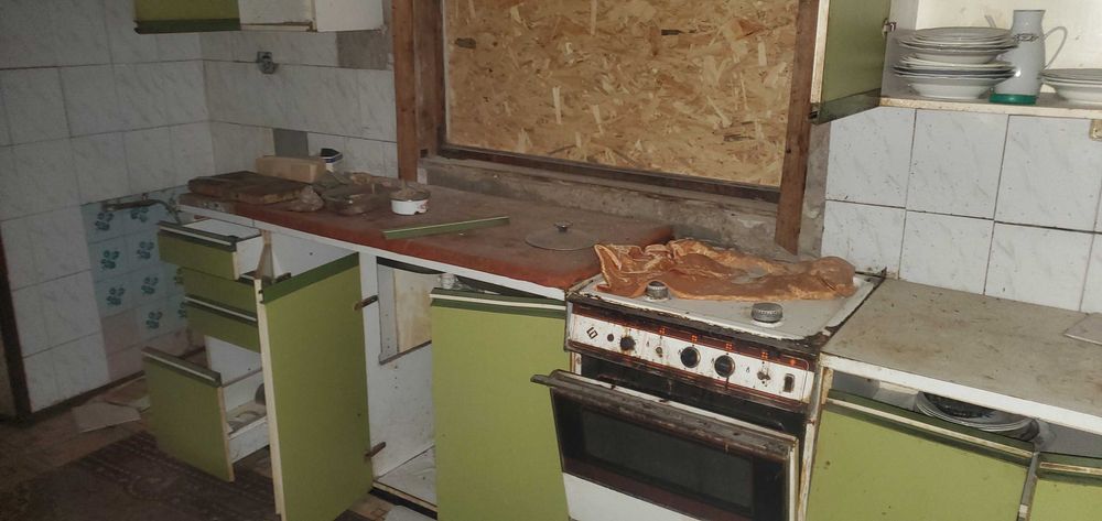 продам дом на Кинотеатре Космос, Самолетная