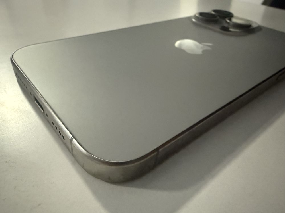 Idealny iphone 15 pro max 256gb naturalny tytan
