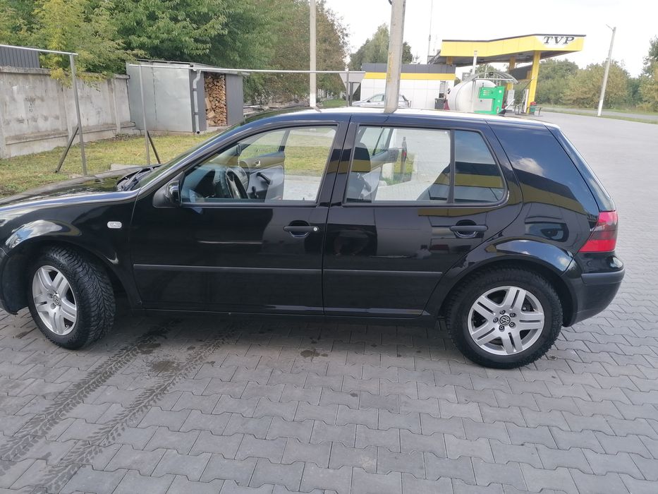Легковиф автомобіль