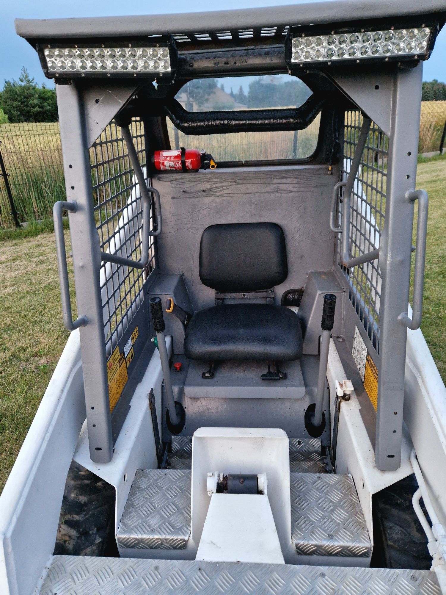 Miniładowarka Bobcat 543 Łyżka paleciak nowe opony